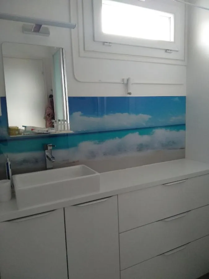 Chambre D'Hote A 15 Minutes De La Gare Dans Appartement Annecy