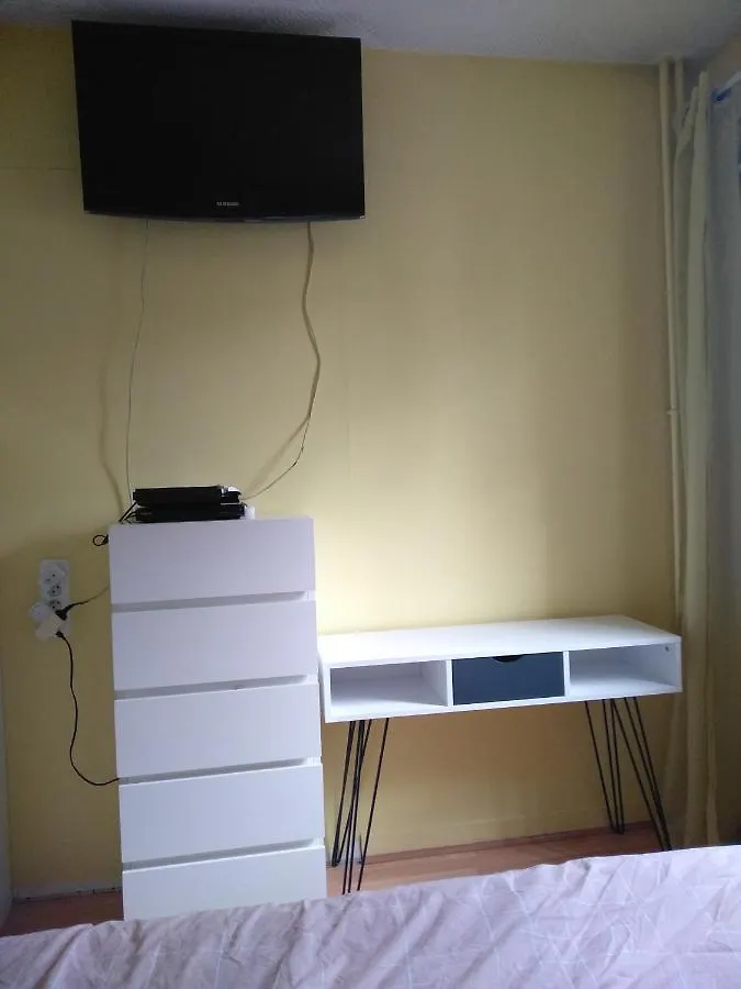 Chambre D'Hote A 15 Minutes De La Gare Dans Appartement Annecy 0*,  France